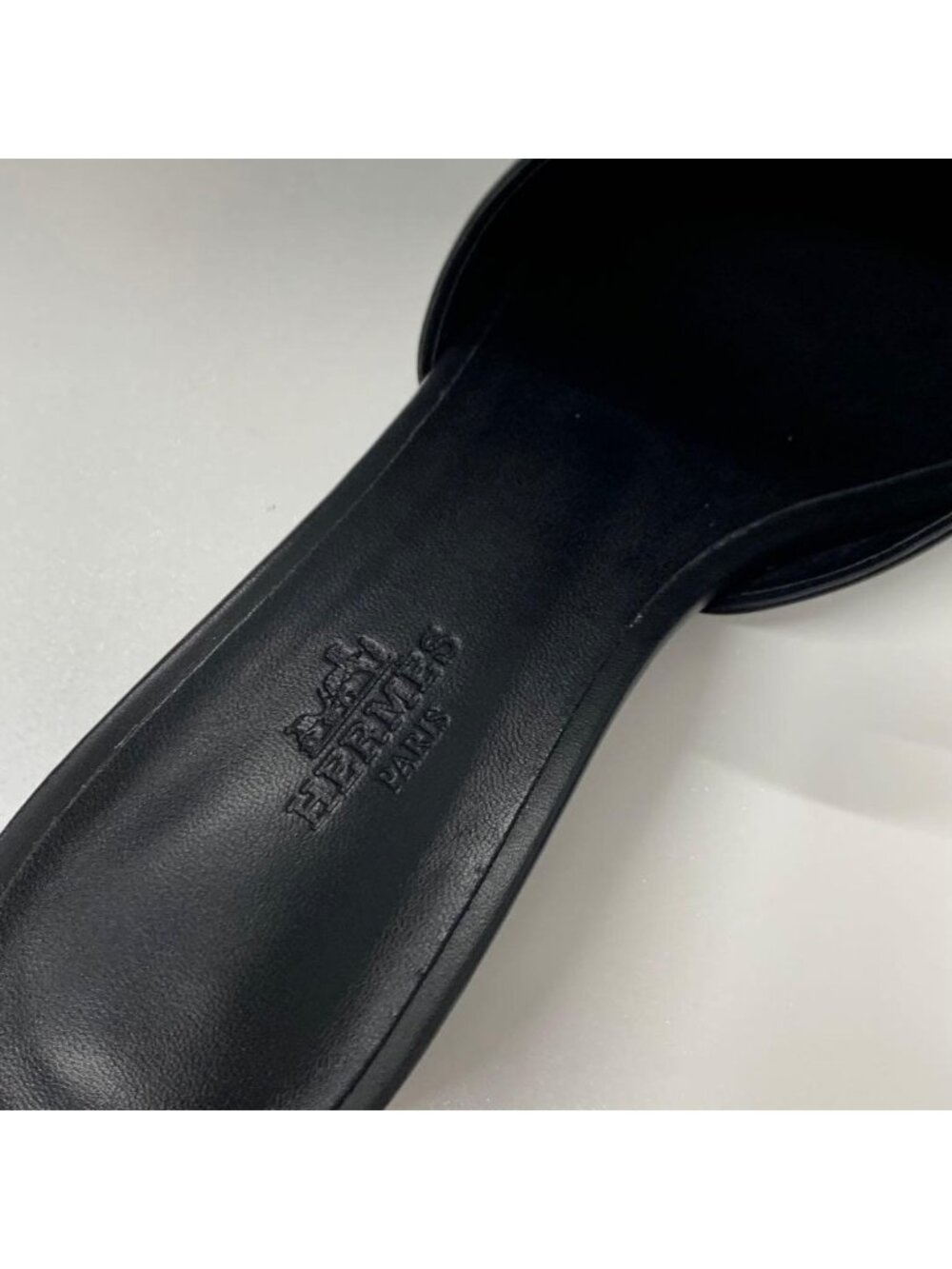 Hermes Dreamy Leather Collier Chien Sandals Black - Picture 7 of 10